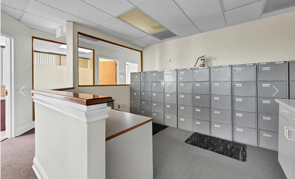 More Photos Of 90 Grove St, Ridgefield Medical For Lease
