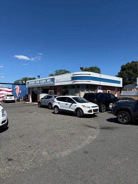 More Photos Of 3359 Merrick Rd, Wantagh Service Station For Sale