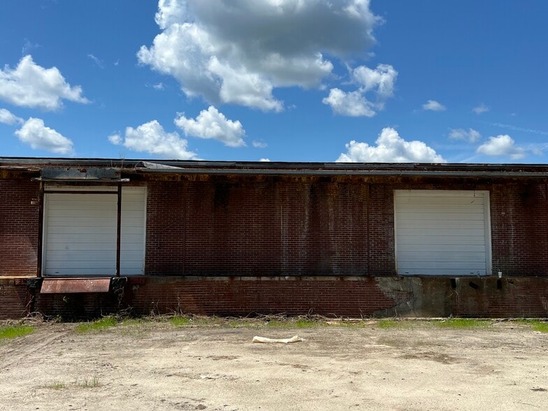 More Photos Of 3649 Main Hwy, Bamberg Distribution For Sale