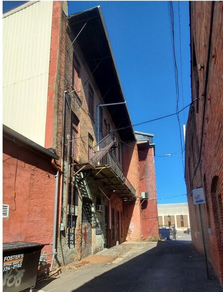 More Photos Of 112-114 Lake St, Elmira Storefront Retail Residential For Sale