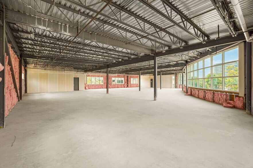 More Photos Of 1140 Enclave Pky, Houston Medical For Sale