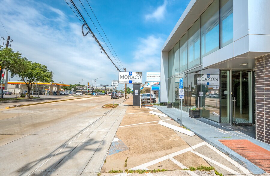 More Photos Of 2522 Bissonnet St, Houston Freestanding For Lease