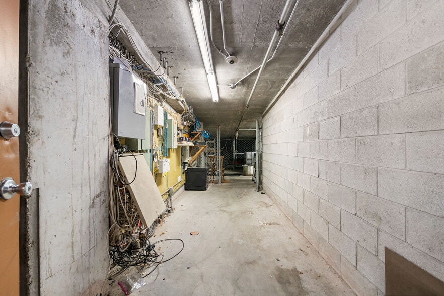 More Photos Of 1103-1111 E Las Olas Blvd, Fort Lauderdale Freestanding For Lease