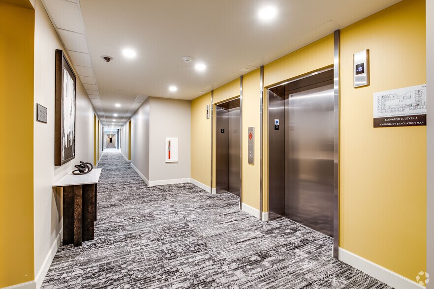 More Photos Of 800 Cretin Ave S, Saint Paul Apartments For Lease