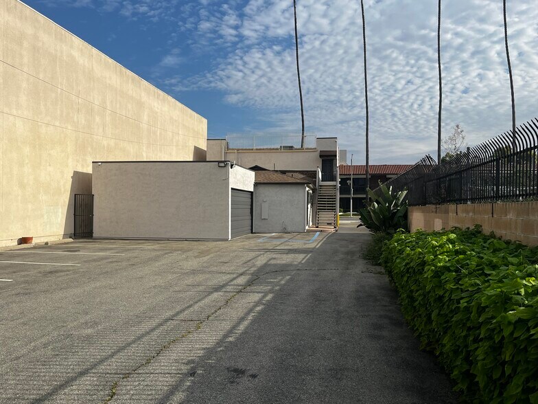 More Photos Of 1654 E 4th St, Santa Ana Medical For Sale