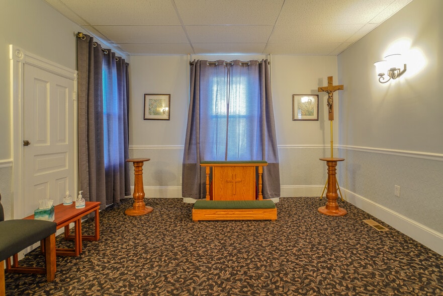 More Photos Of 625 Byberry Rd, Philadelphia Funeral Home For Sale