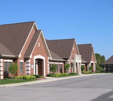 Primary Photo Of 9840 Westpoint Dr, Fishers Medical For Lease