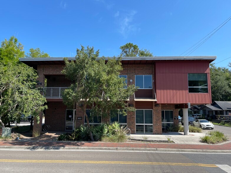 More Photos Of 802 NW 5th Ave, Gainesville Office For Lease