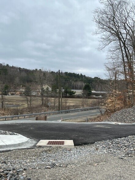 More Photos Of 158 1/2 Torrington Rd, Winsted Land For Sale