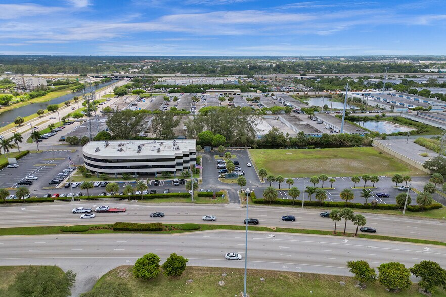More Photos Of 4491 S State Road 7, Davie Office For Lease