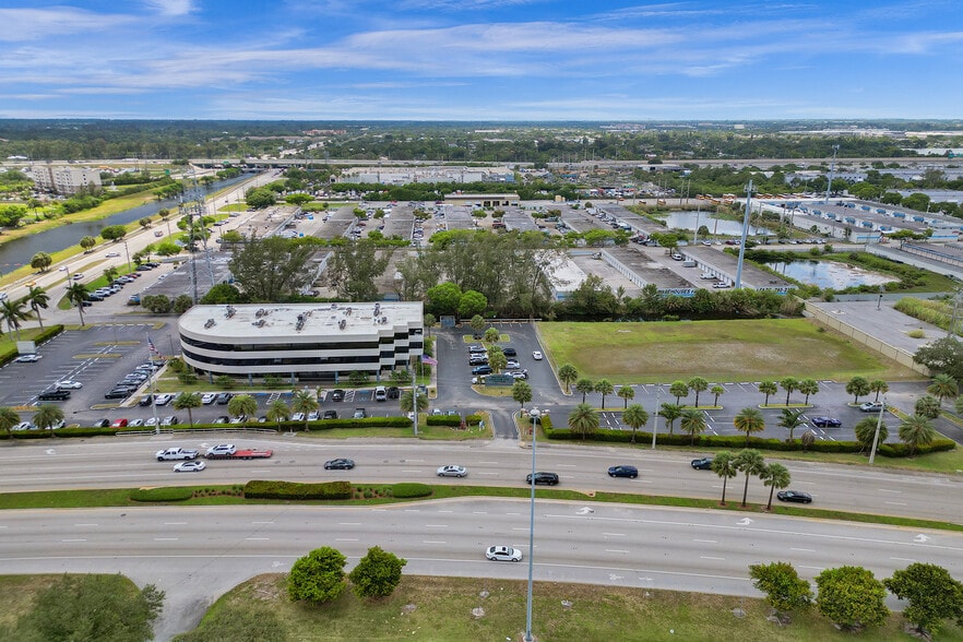 More Photos Of 4491 S State Road 7, Davie Office For Lease