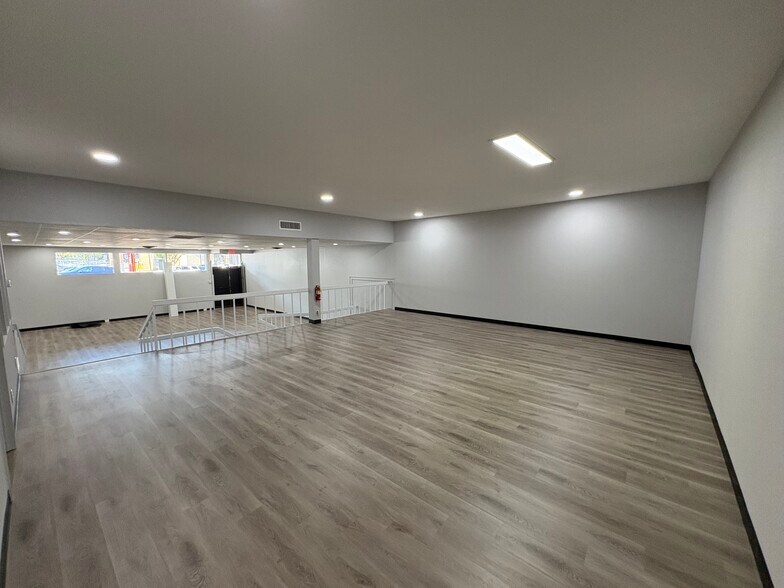 More Photos Of 6800 SW Beaverton Hillsdale Hwy, Portland Freestanding For Lease