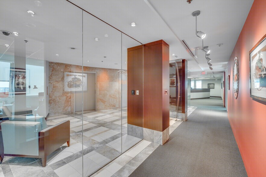 More Photos Of 1150 Connecticut Ave NW, Washington Office For Lease