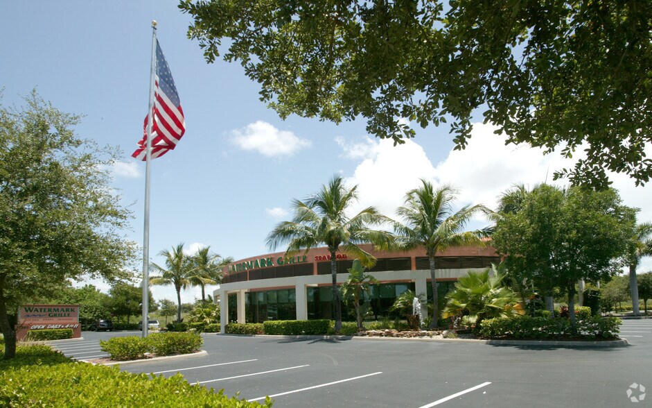 More Photos Of 11280 Tamiami Trl N, Naples Restaurant For Sale