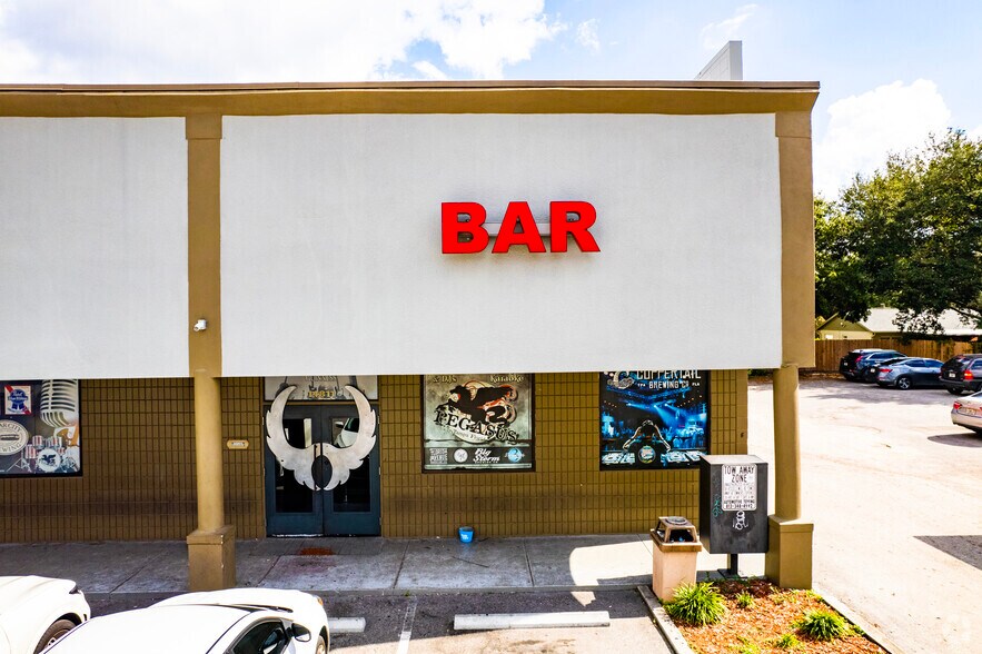 More Photos Of 14811-14839 N Florida Ave, Tampa Unknown For Lease