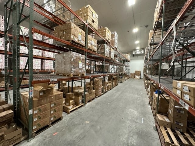 More Photos Of 280 Moore Ln, Collierville Warehouse For Lease