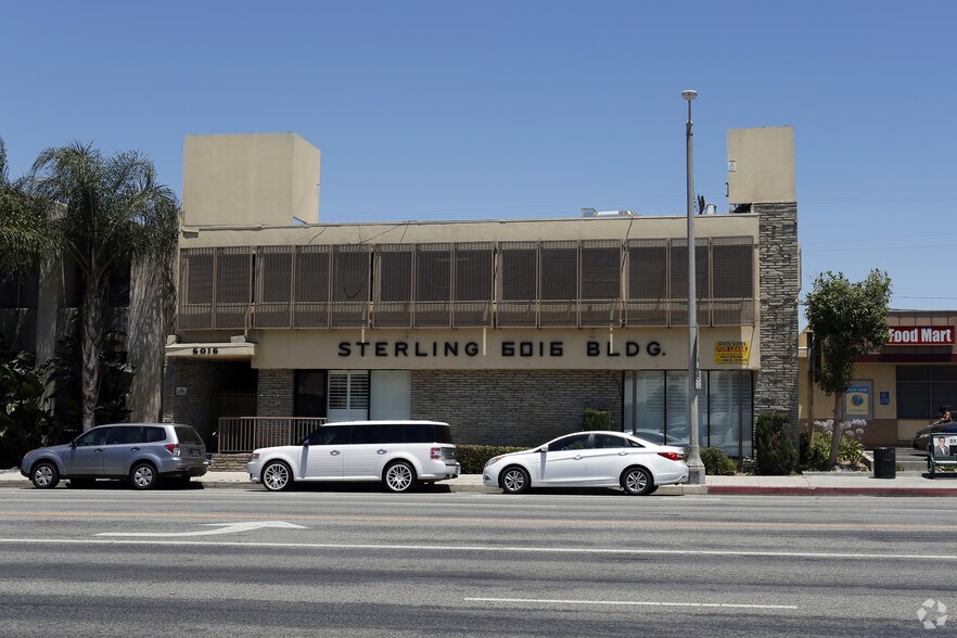 More Photos Of 6016 Fallbrook Ave, Woodland Hills Office For Lease