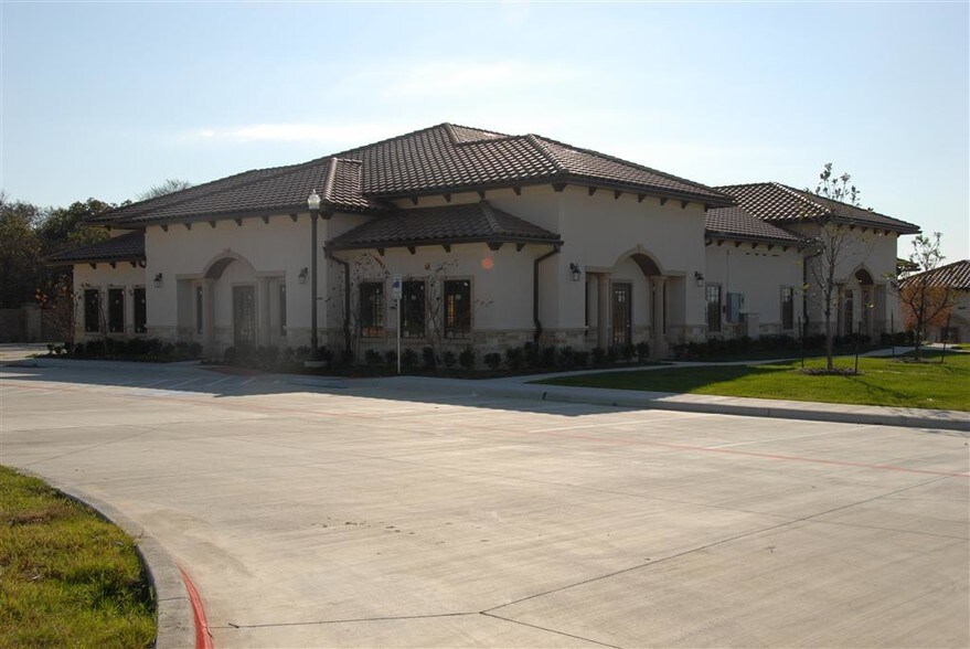 More Photos Of 3065 W Southlake Blvd, Southlake Unknown For Lease