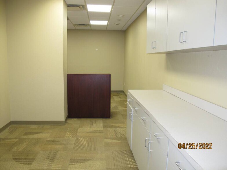 More Photos Of 4502 35th St, Orlando Office Residential For Lease
