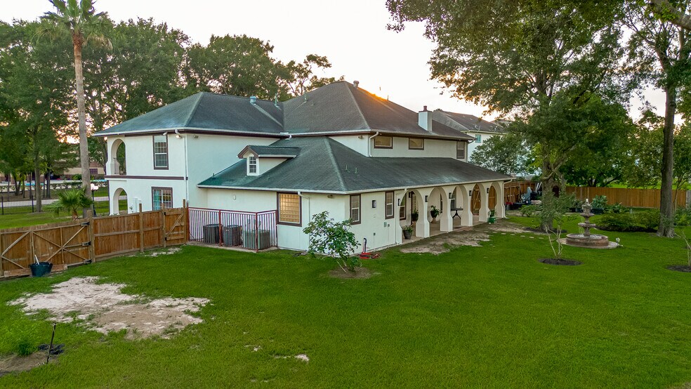 More Photos Of 21832 Rayford Rd, Humble Office For Sale