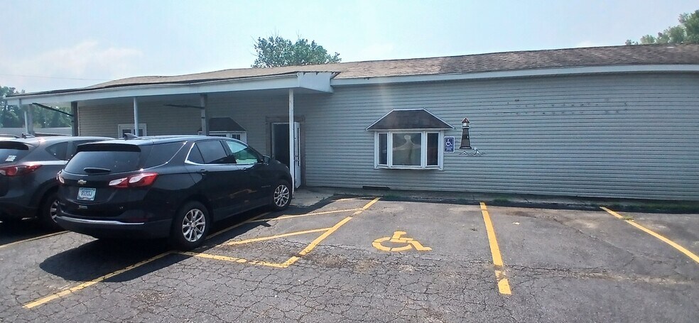 Primary Photo Of 806 W Us Highway 20, Michigan City Showroom For Lease