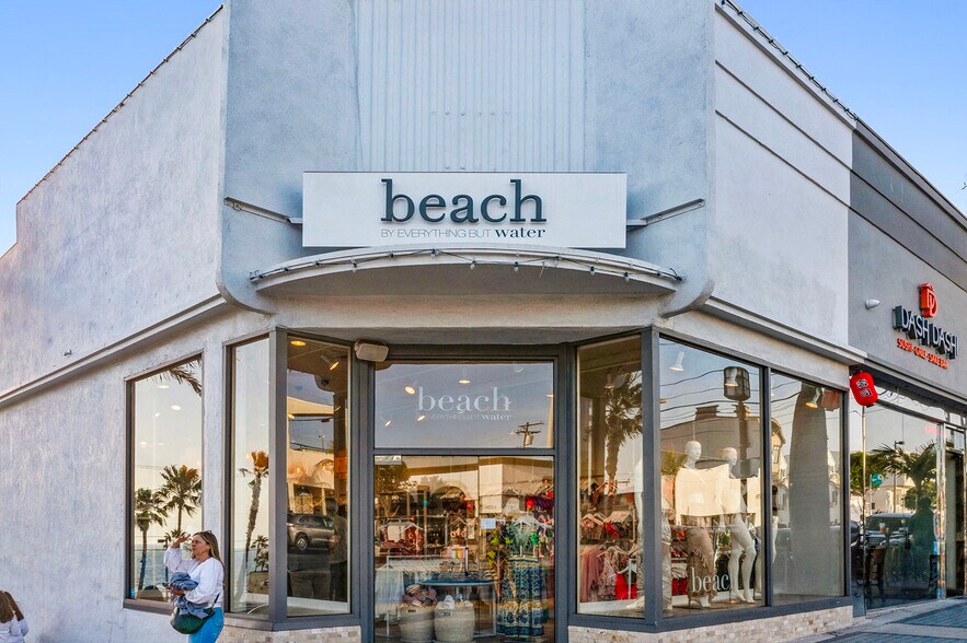More Photos Of 1125-1129 Manhattan Ave, Manhattan Beach Storefront For Lease
