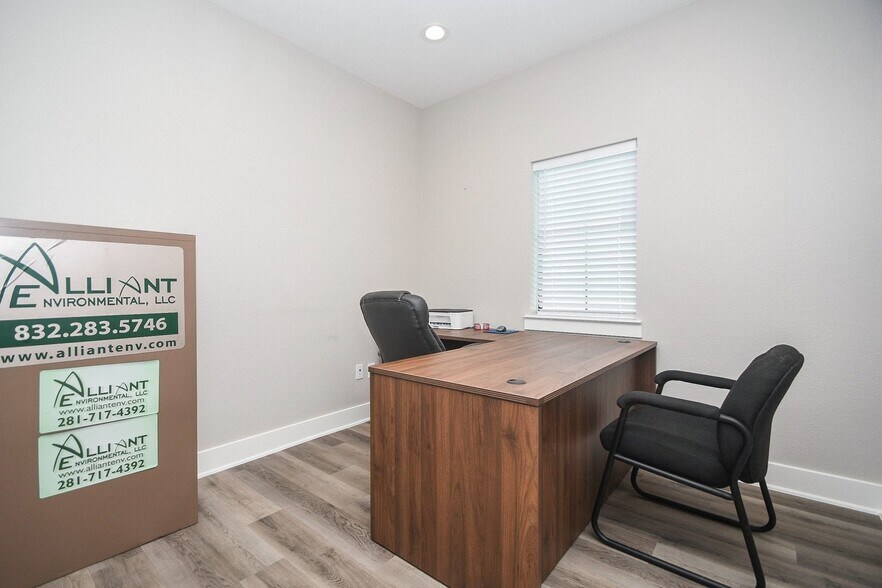 More Photos Of 23219 Red River Dr, Katy Medical For Sale