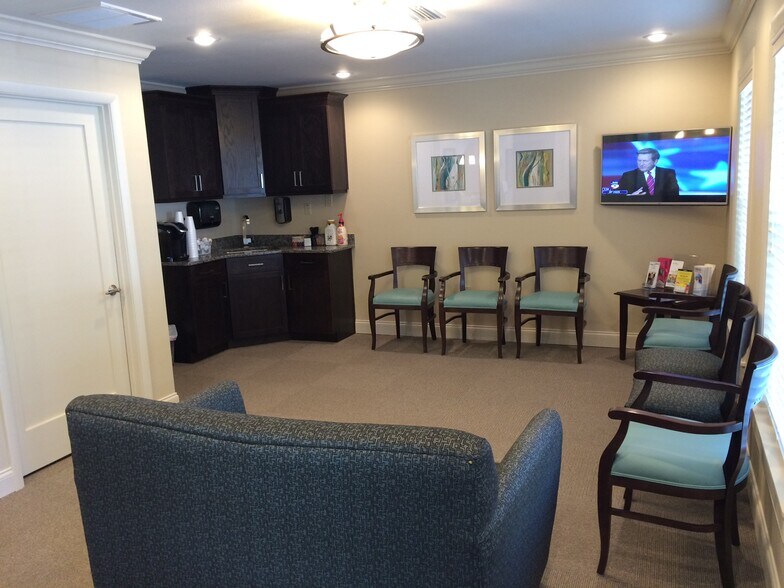 More Photos Of 203 Kerneywood St, Lakeland Coworking Space