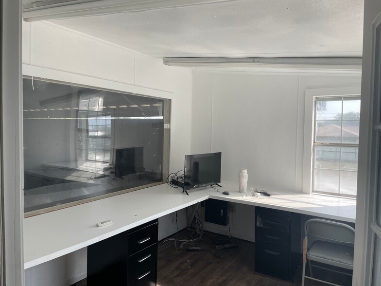More Photos Of 1424 4th Street, Westwego Unknown For Lease