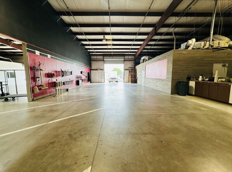 More Photos Of 1121 Sturgeon Ct, Arlington Unknown For Lease