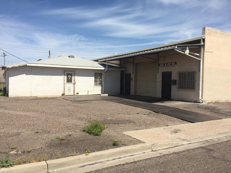 More Photos Of 121 S 25th St, Phoenix Warehouse For Sale