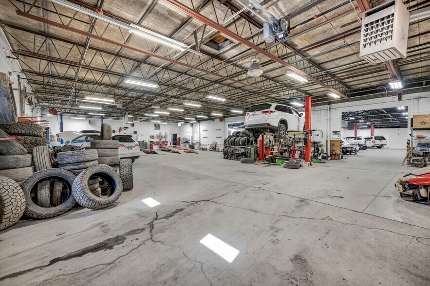 More Photos Of 1025 E Fifth Ave, Columbus Warehouse For Lease