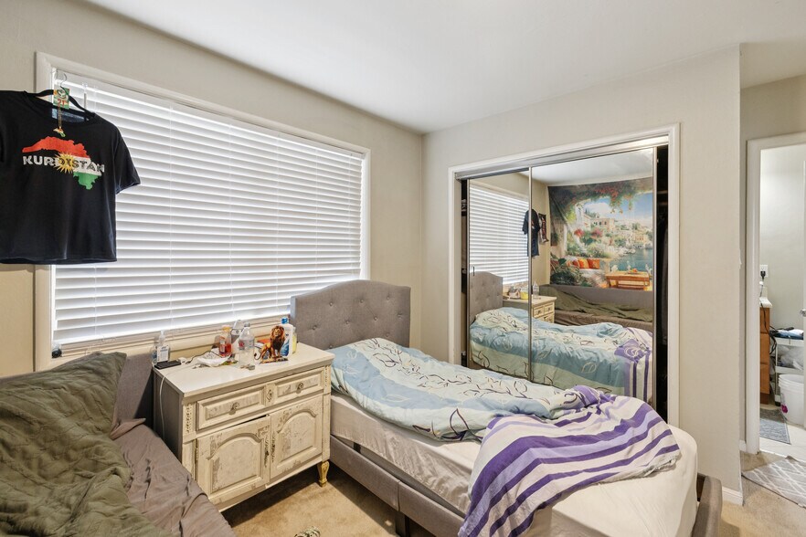 More Photos Of 1140 El Camino Real, Burlingame Apartments For Sale