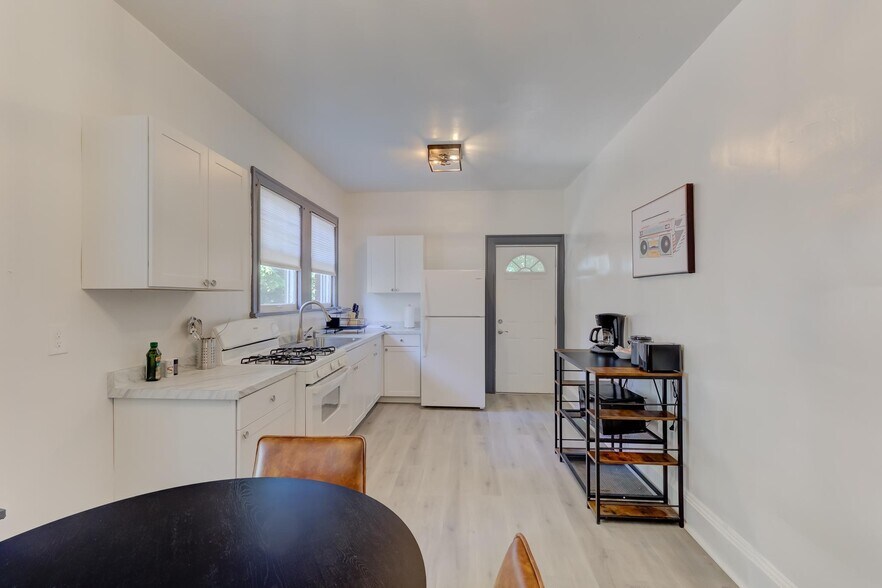 More Photos Of 196 N Auburndale St, Memphis Apartments For Sale