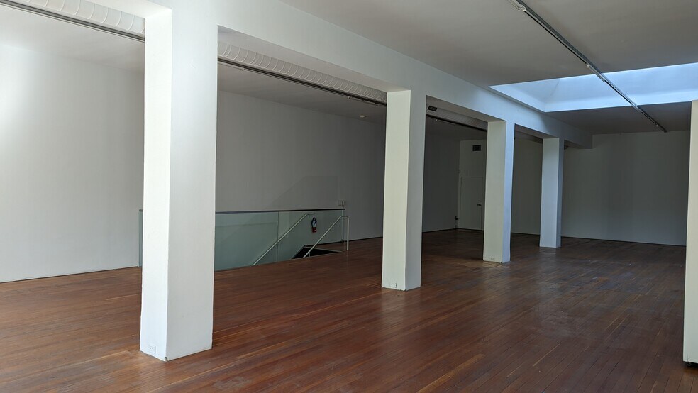 More Photos Of 1011-1013 Market St, San Francisco Storefront Retail Office For Lease