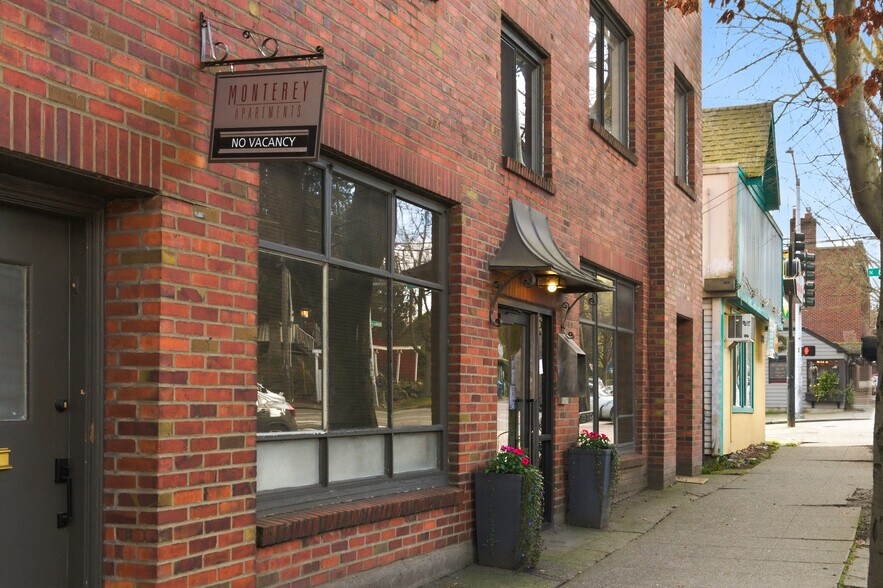 More Photos Of 8008 Greenwood Ave N, Seattle Apartments For Sale