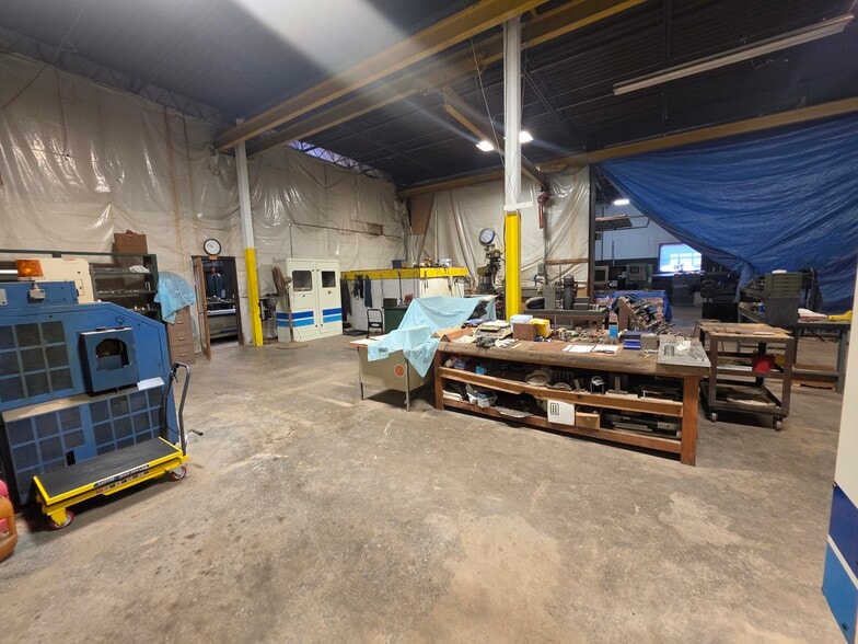 More Photos Of 220 Madison st, Webb City Industrial For Sale