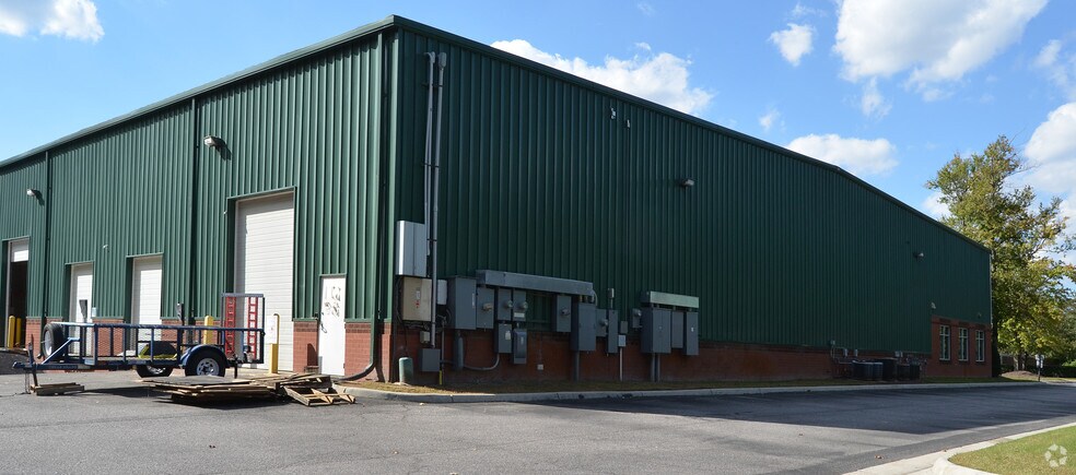 More Photos Of 525 Byron St, Chesapeake Flex For Lease