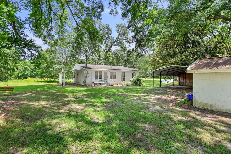 More Photos Of 138 Main St, Sharpsburg Flex For Sale