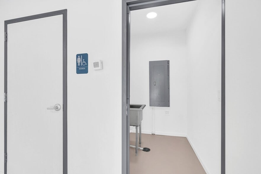 More Photos Of 412-416 Madison Trade Plz SE, Leesburg Apartments For Lease