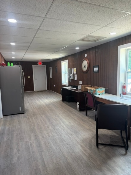 More Photos Of 3902 Belmont Hwy, Talmo Industrial For Sale