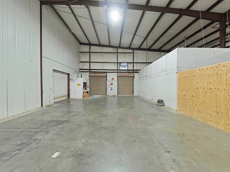 More Photos Of 1722 W Broad St, Cookeville Industrial For Sale