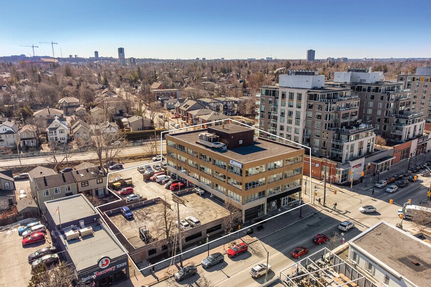 More Photos Of 411 Roosevelt Ave, Ottawa Office For Lease