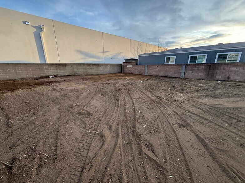 More Photos Of 13241 Bradley Ave, Sylmar Land For Lease