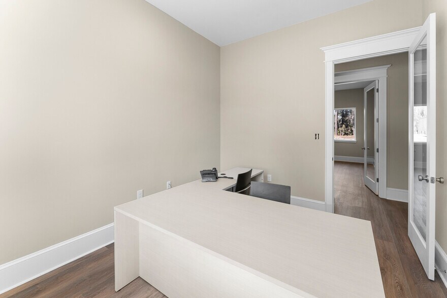 More Photos Of 710 Mall Blvd, Savannah Bank For Sale