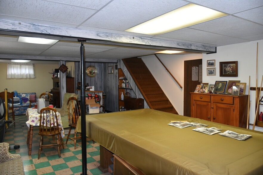 More Photos Of 4592 S Delaware Dr, Easton Auto Repair For Sale