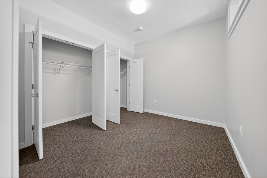 More Photos Of 900-916 E Fayette St, Syracuse Apartments For Sale