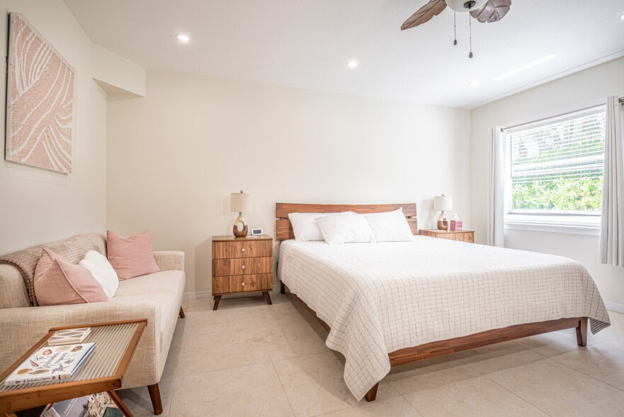 More Photos Of 8520 Manasota Key Rd, Englewood Hotel For Sale