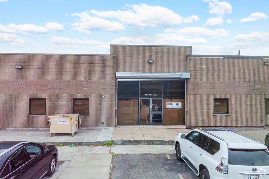 More Photos Of 215 Buffalo Ave, Freeport Warehouse For Sale