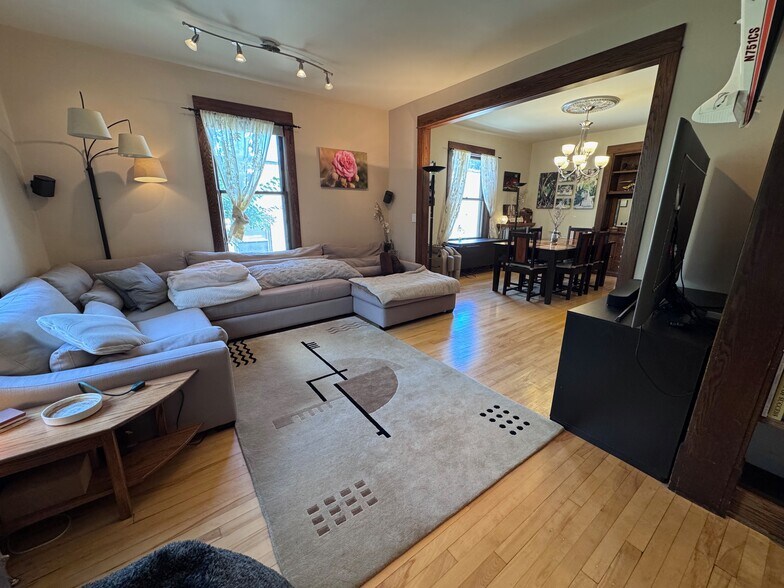 More Photos Of 2409 S Lyndale Ave, Minneapolis Multifamily For Sale